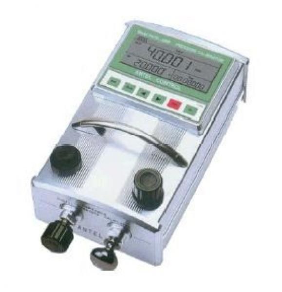  WIKA带集成泵的手持式压力校验仪 CPH6600 